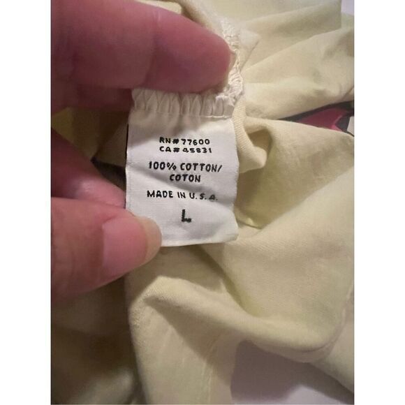 Maui and Sons yellow and black t-shirt - Picture 4 of 5